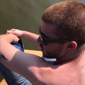 Meet your Posher, Dustin